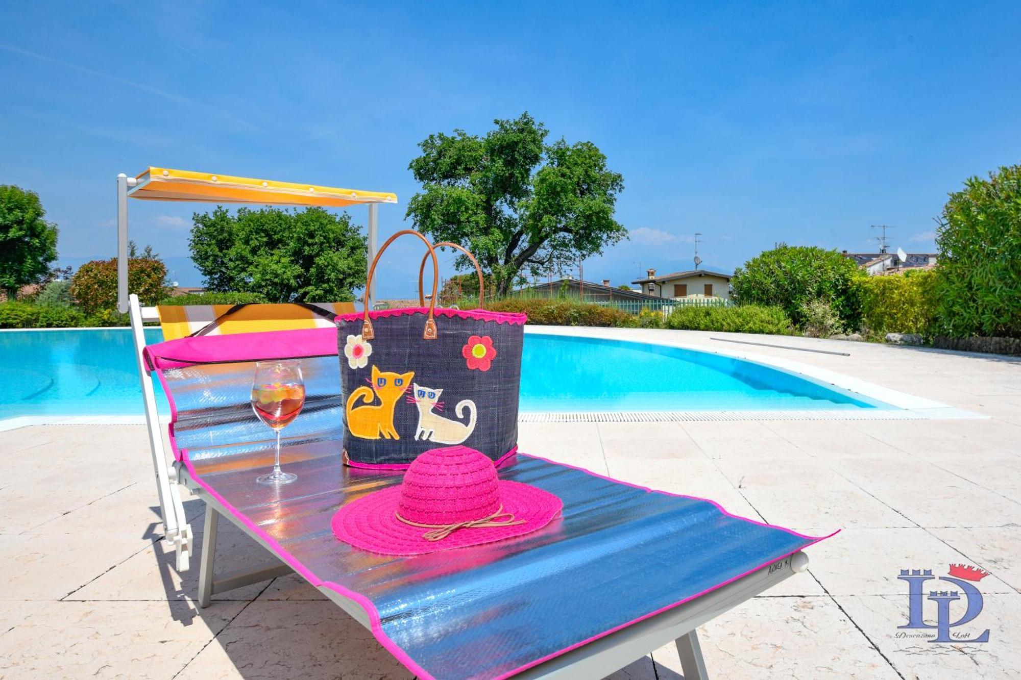 Desenzanoloft Official Partner Marriott Homes & Villas - Paradise Lake View In A 5 Pools Exclusive Residence Desenzano del Garda Exteriör bild